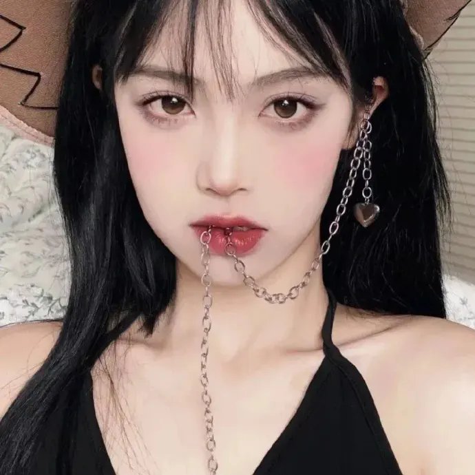 女孩的成长图腾